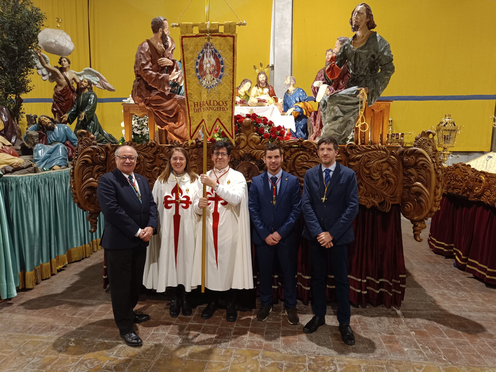 Heraldos del Evangelio y Cofradía del Santo Cáliz