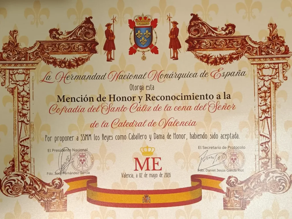 SS.MM los Reyes de España Caballero y Dama de honor de la Cofradía del Santo Cáliz